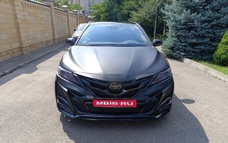 Toyota Camry, 2020 год, 2 650 000 рублей, 1 фотография