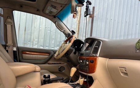 Lexus LX II, 2004 год, 1 850 000 рублей, 6 фотография