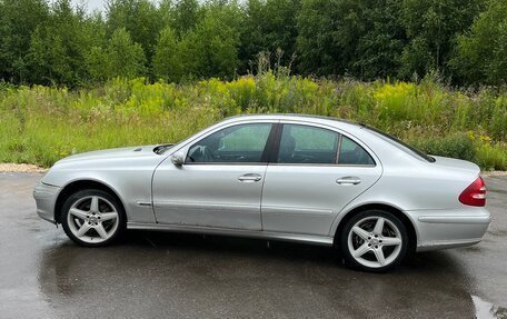 Mercedes-Benz E-Класс, 2002 год, 700 000 рублей, 4 фотография