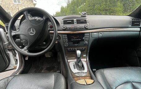 Mercedes-Benz E-Класс, 2002 год, 700 000 рублей, 13 фотография