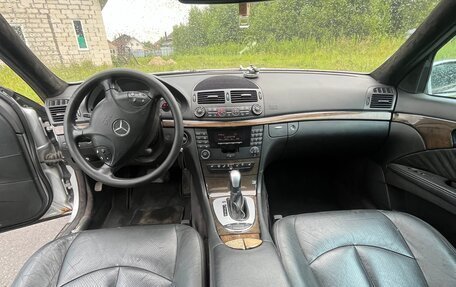 Mercedes-Benz E-Класс, 2002 год, 700 000 рублей, 12 фотография
