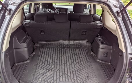 Mitsubishi Outlander III рестайлинг 3, 2017 год, 1 750 000 рублей, 4 фотография