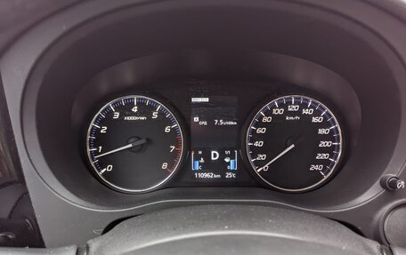 Mitsubishi Outlander III рестайлинг 3, 2017 год, 1 750 000 рублей, 8 фотография