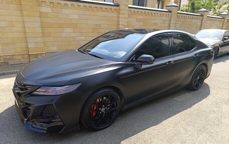 Toyota Camry, 2020 год, 2 650 000 рублей, 4 фотография