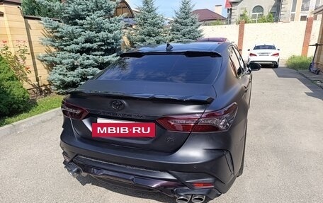 Toyota Camry, 2020 год, 2 650 000 рублей, 9 фотография