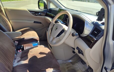 Nissan Elgrand III, 2018 год, 2 970 000 рублей, 9 фотография