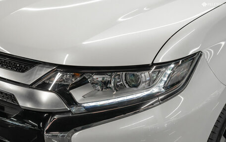 Mitsubishi Outlander III рестайлинг 3, 2022 год, 3 100 000 рублей, 25 фотография