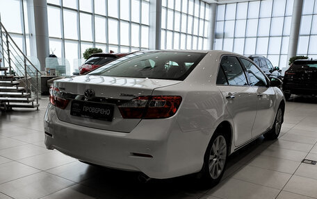 Toyota Camry, 2014 год, 1 680 000 рублей, 6 фотография