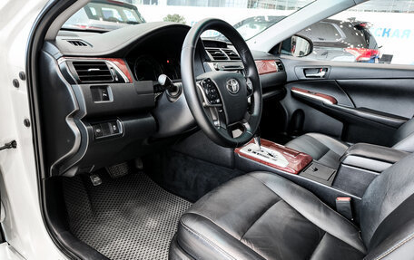 Toyota Camry, 2014 год, 1 680 000 рублей, 20 фотография