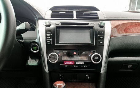 Toyota Camry, 2014 год, 1 680 000 рублей, 18 фотография