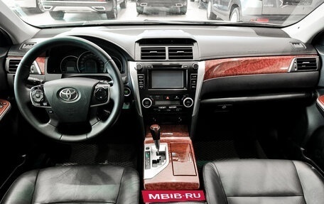 Toyota Camry, 2014 год, 1 680 000 рублей, 17 фотография