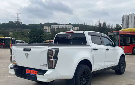 Isuzu D-Max, 2022 год, 3 540 000 рублей, 4 фотография