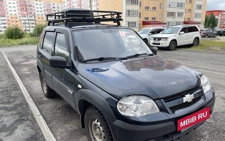 Chevrolet Niva I рестайлинг, 2013 год, 630 000 рублей, 3 фотография