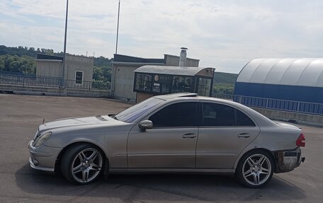 Mercedes-Benz E-Класс, 2003 год, 500 000 рублей, 7 фотография