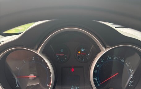 Chevrolet Cruze II, 2013 год, 730 000 рублей, 3 фотография