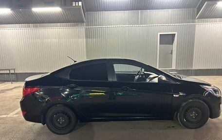 Hyundai Solaris II рестайлинг, 2014 год, 880 000 рублей, 4 фотография