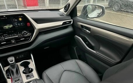 Toyota Highlander, 2025 год, 5 900 000 рублей, 25 фотография