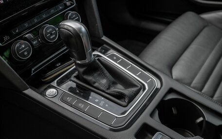Volkswagen Passat B8 рестайлинг, 2019 год, 2 370 000 рублей, 8 фотография
