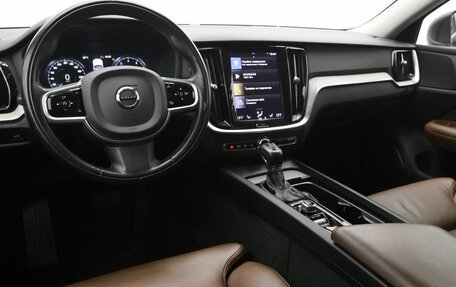 Volvo S60 III, 2019 год, 3 181 000 рублей, 9 фотография