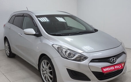 Hyundai i30 II рестайлинг, 2014 год, 790 000 рублей, 3 фотография