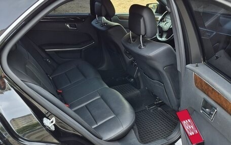 Mercedes-Benz E-Класс, 2010 год, 1 435 000 рублей, 13 фотография