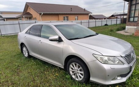 Toyota Camry, 2013 год, 1 400 000 рублей, 2 фотография