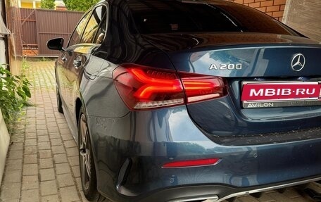 Mercedes-Benz A-Класс, 2020 год, 3 000 000 рублей, 4 фотография