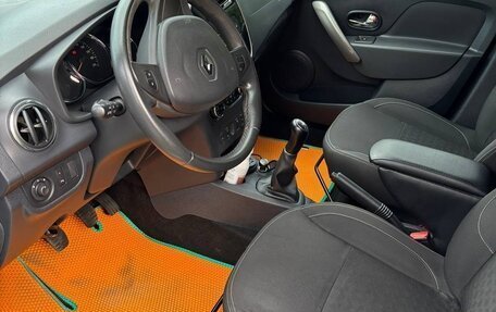 Renault Sandero II рестайлинг, 2018 год, 880 000 рублей, 5 фотография