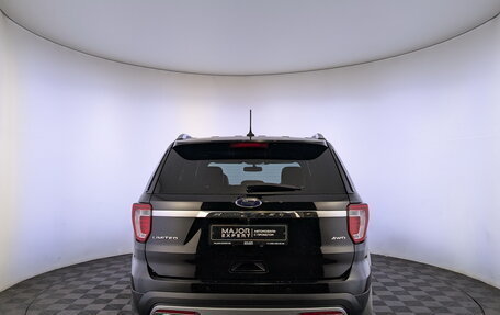 Ford Explorer VI, 2017 год, 2 200 000 рублей, 6 фотография