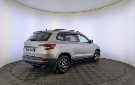 Skoda Karoq I, 2021 год, 1 800 000 рублей, 5 фотография
