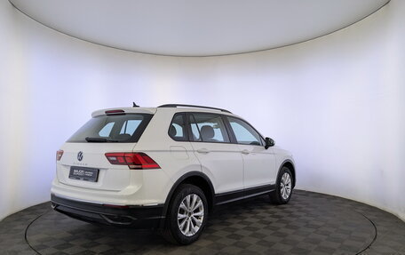 Volkswagen Tiguan II, 2021 год, 1 850 000 рублей, 5 фотография