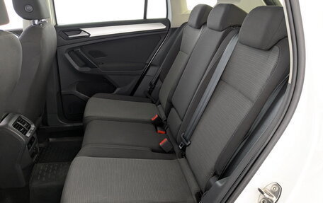 Volkswagen Tiguan II, 2021 год, 1 850 000 рублей, 12 фотография