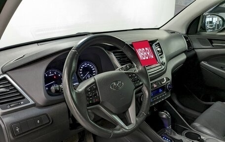 Hyundai Tucson III, 2018 год, 1 790 000 рублей, 13 фотография