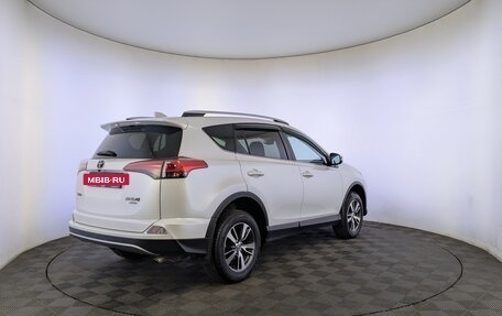 Toyota RAV4, 2019 год, 2 100 000 рублей, 5 фотография