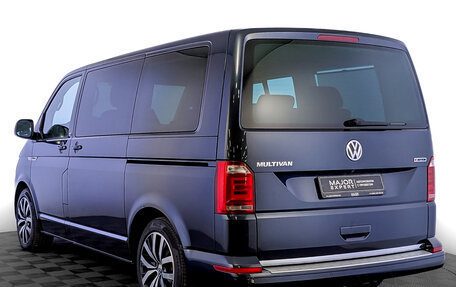 Volkswagen Multivan T6 рестайлинг, 2019 год, 4 750 000 рублей, 7 фотография