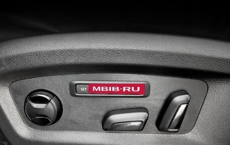 Volkswagen Multivan T6 рестайлинг, 2019 год, 4 750 000 рублей, 21 фотография