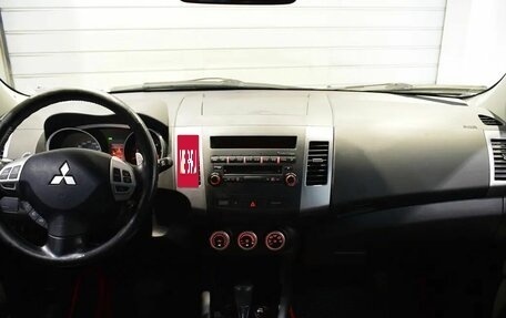 Mitsubishi Outlander III рестайлинг 3, 2008 год, 1 030 000 рублей, 5 фотография