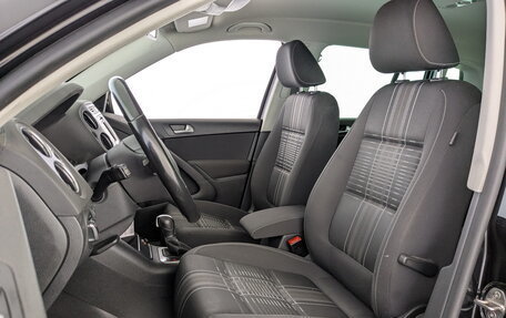 Volkswagen Tiguan I, 2016 год, 1 850 000 рублей, 17 фотография