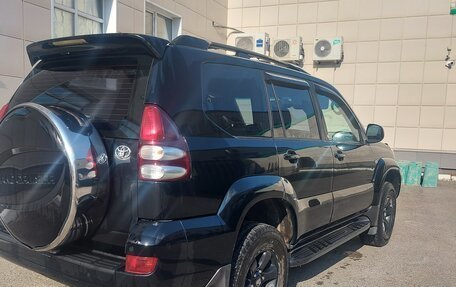 Toyota Land Cruiser Prado 120 рестайлинг, 2008 год, 2 300 000 рублей, 3 фотография