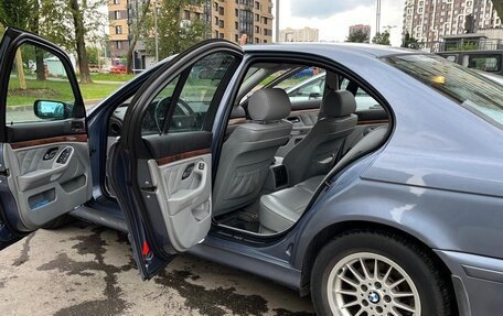 BMW 5 серия, 2001 год, 900 000 рублей, 10 фотография