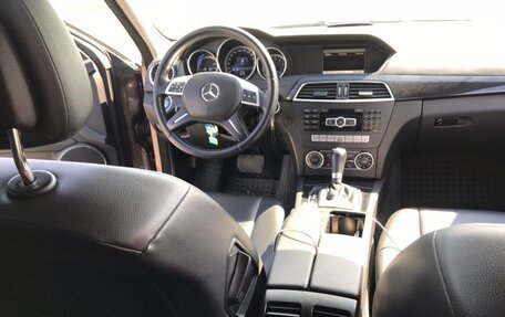 Mercedes-Benz C-Класс, 2012 год, 1 300 000 рублей, 3 фотография