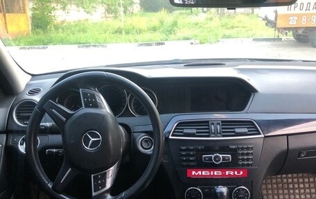 Mercedes-Benz C-Класс, 2012 год, 1 300 000 рублей, 10 фотография