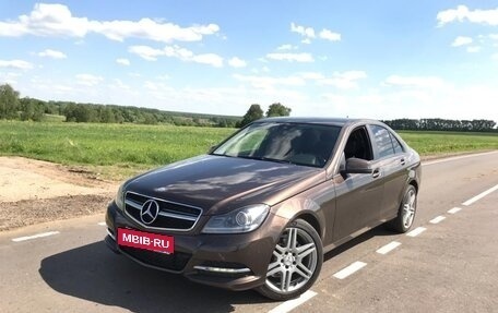 Mercedes-Benz C-Класс, 2012 год, 1 300 000 рублей, 2 фотография