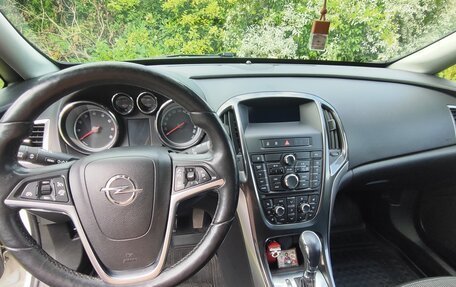 Opel Astra J, 2013 год, 830 000 рублей, 2 фотография