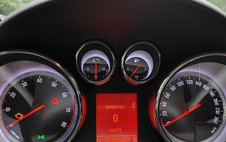 Opel Astra J, 2013 год, 830 000 рублей, 8 фотография