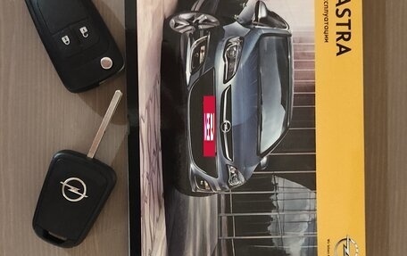 Opel Astra J, 2013 год, 830 000 рублей, 9 фотография