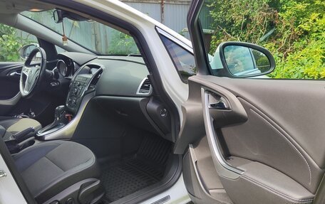 Opel Astra J, 2013 год, 830 000 рублей, 16 фотография