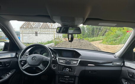 Mercedes-Benz E-Класс, 2010 год, 1 450 000 рублей, 15 фотография
