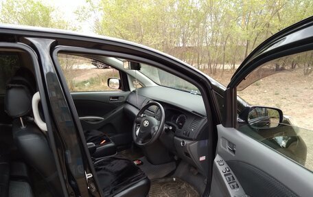 Toyota ISis I, 2010 год, 1 050 000 рублей, 10 фотография