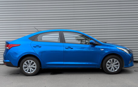 Hyundai Solaris II рестайлинг, 2021 год, 1 625 000 рублей, 4 фотография